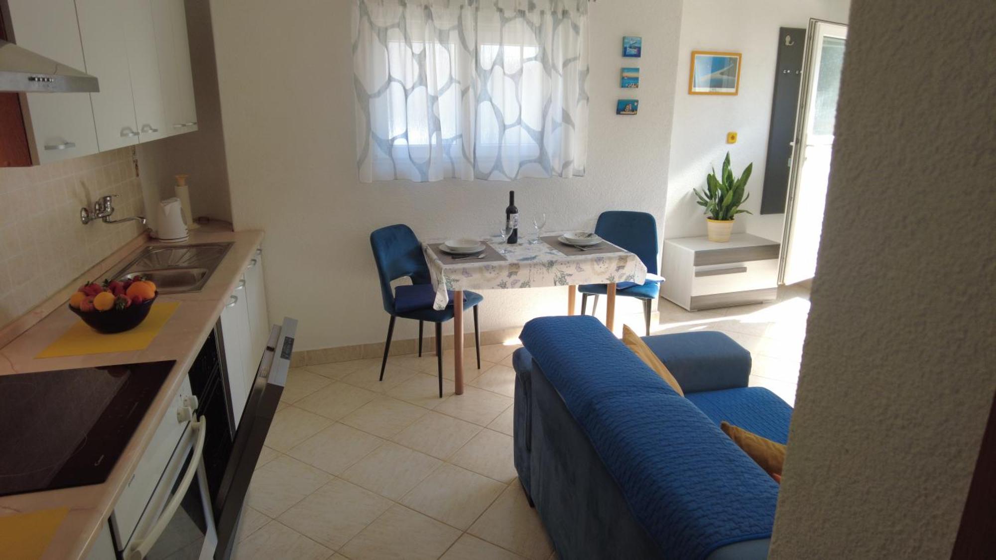 Villa Senjkovic - Apartments With Balcony And Sea View Bol Esterno foto